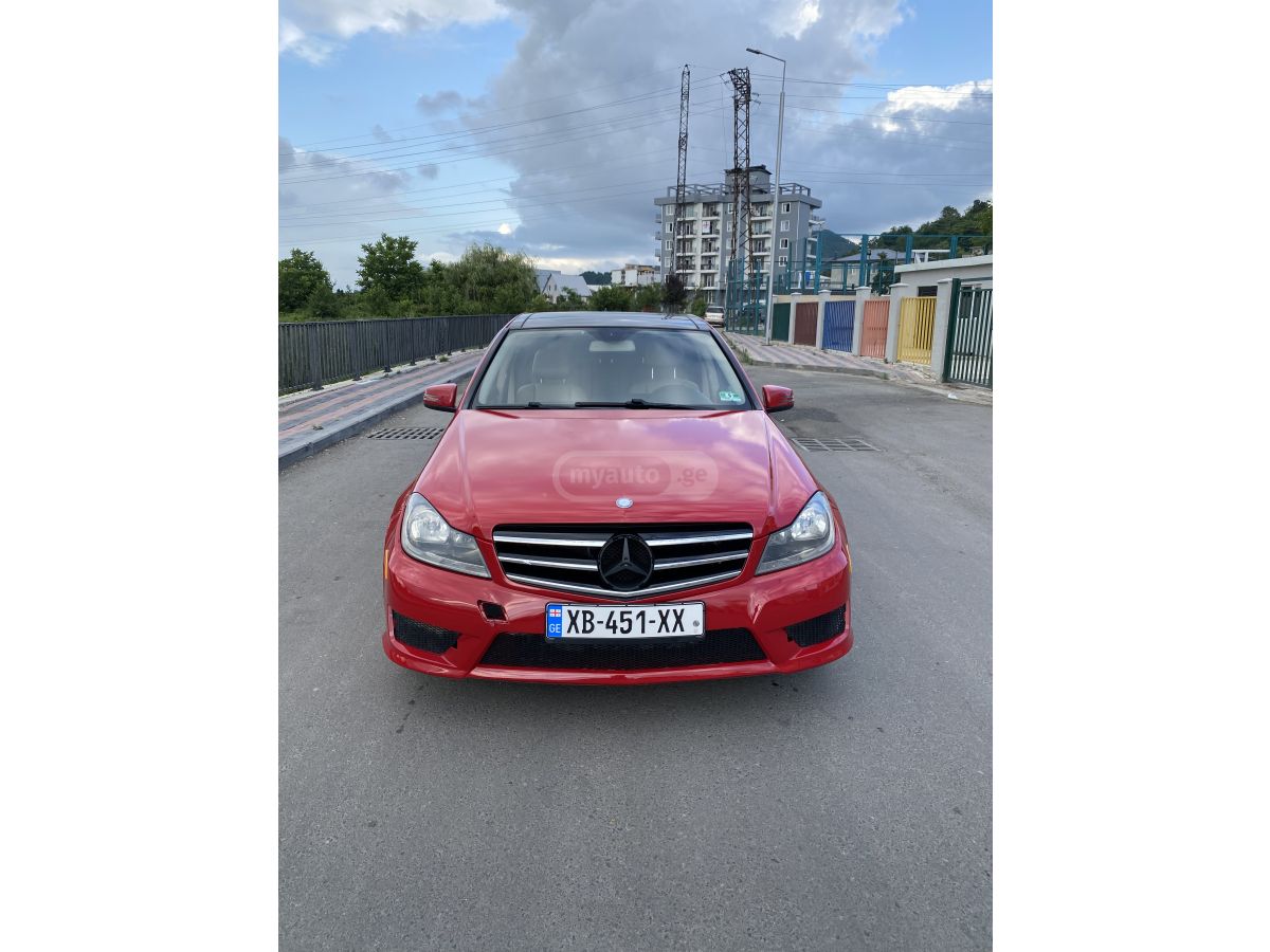 Mercedes-Benz C 300 2013 — photo 2