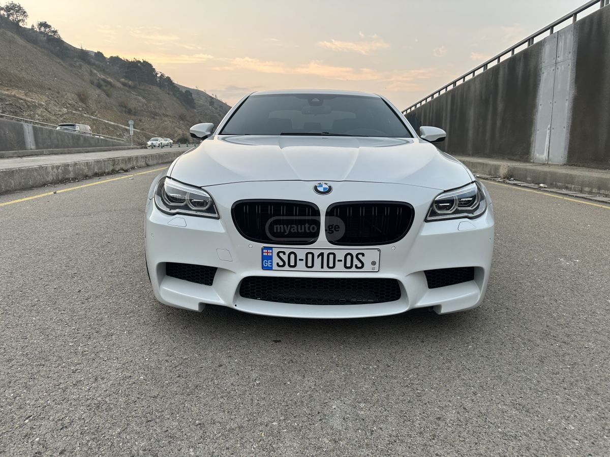 BMW M5 2014 — photo 2