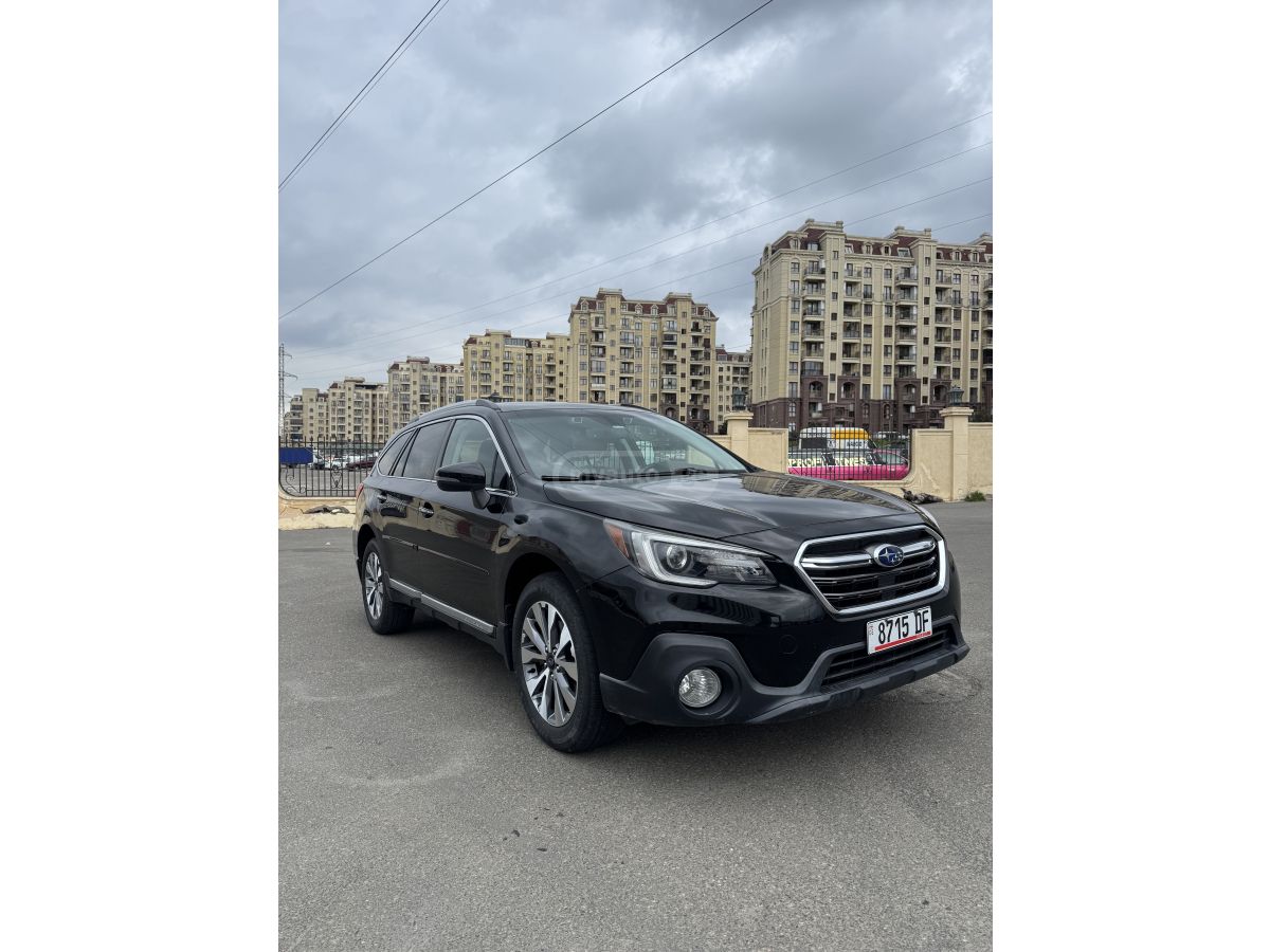 Subaru Outback 2017 — photo 2