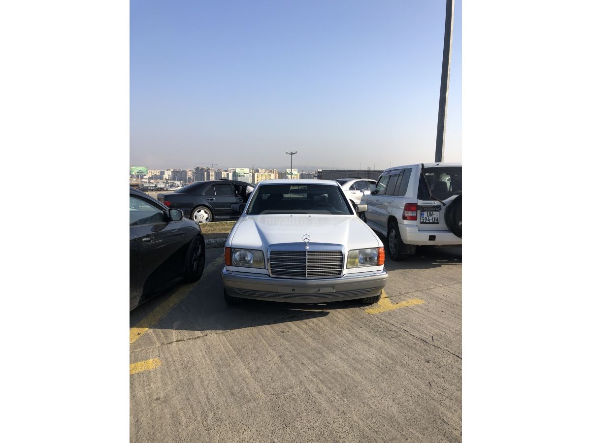 Mercedes-Benz S 300 1987 — photo 2