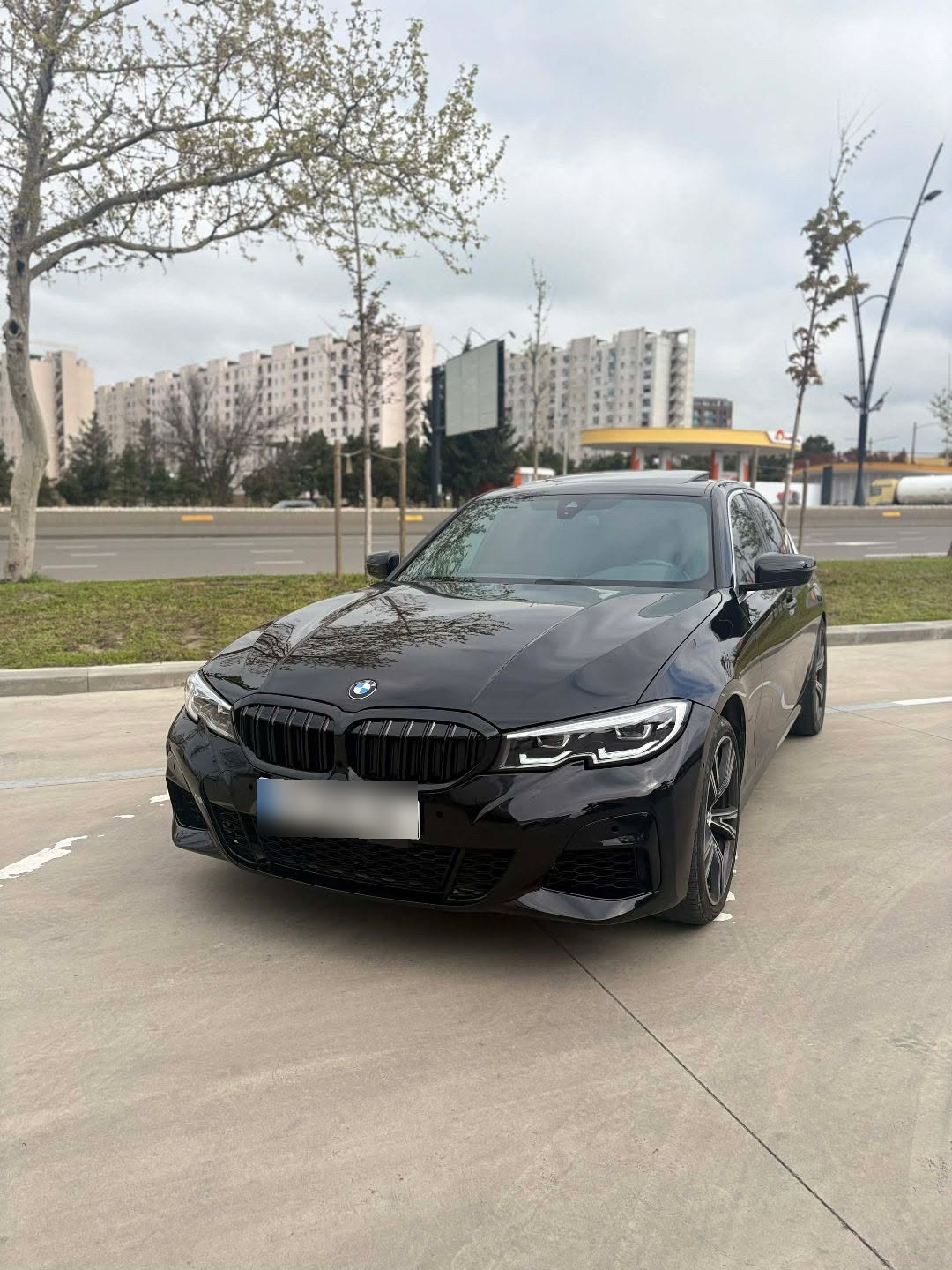 BMW 330