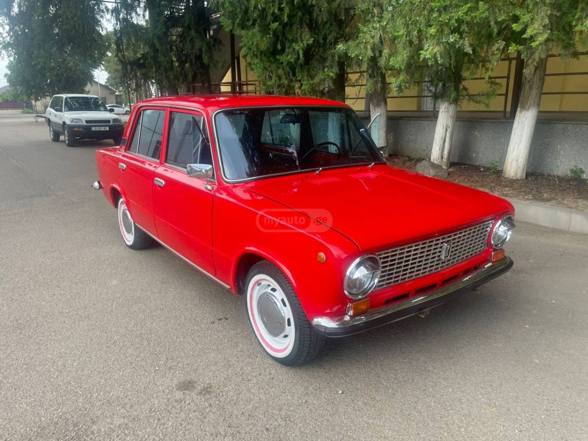 VAZ 2113 1985 — photo 2