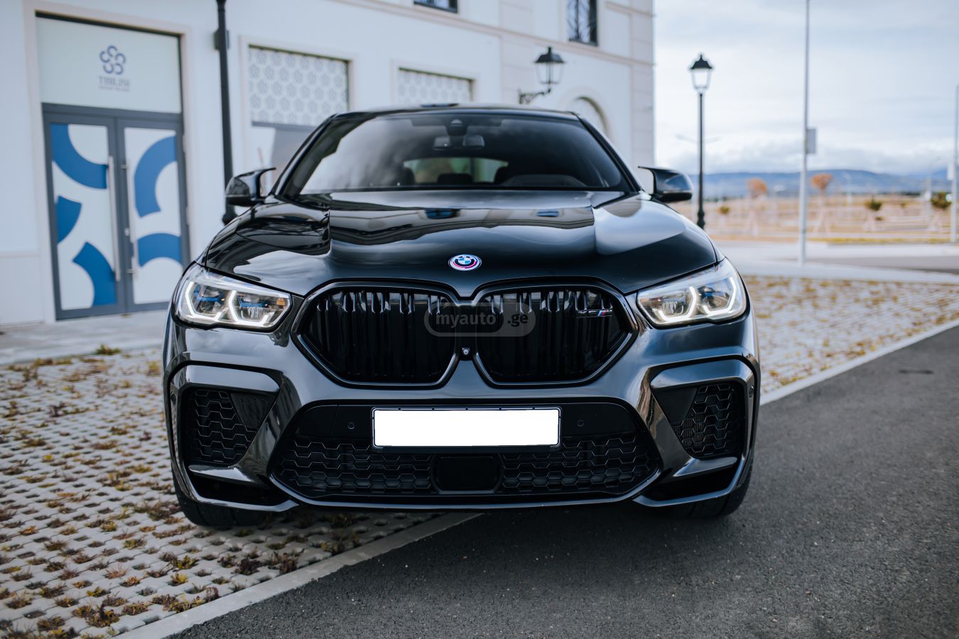BMW X6 2021 — photo 2