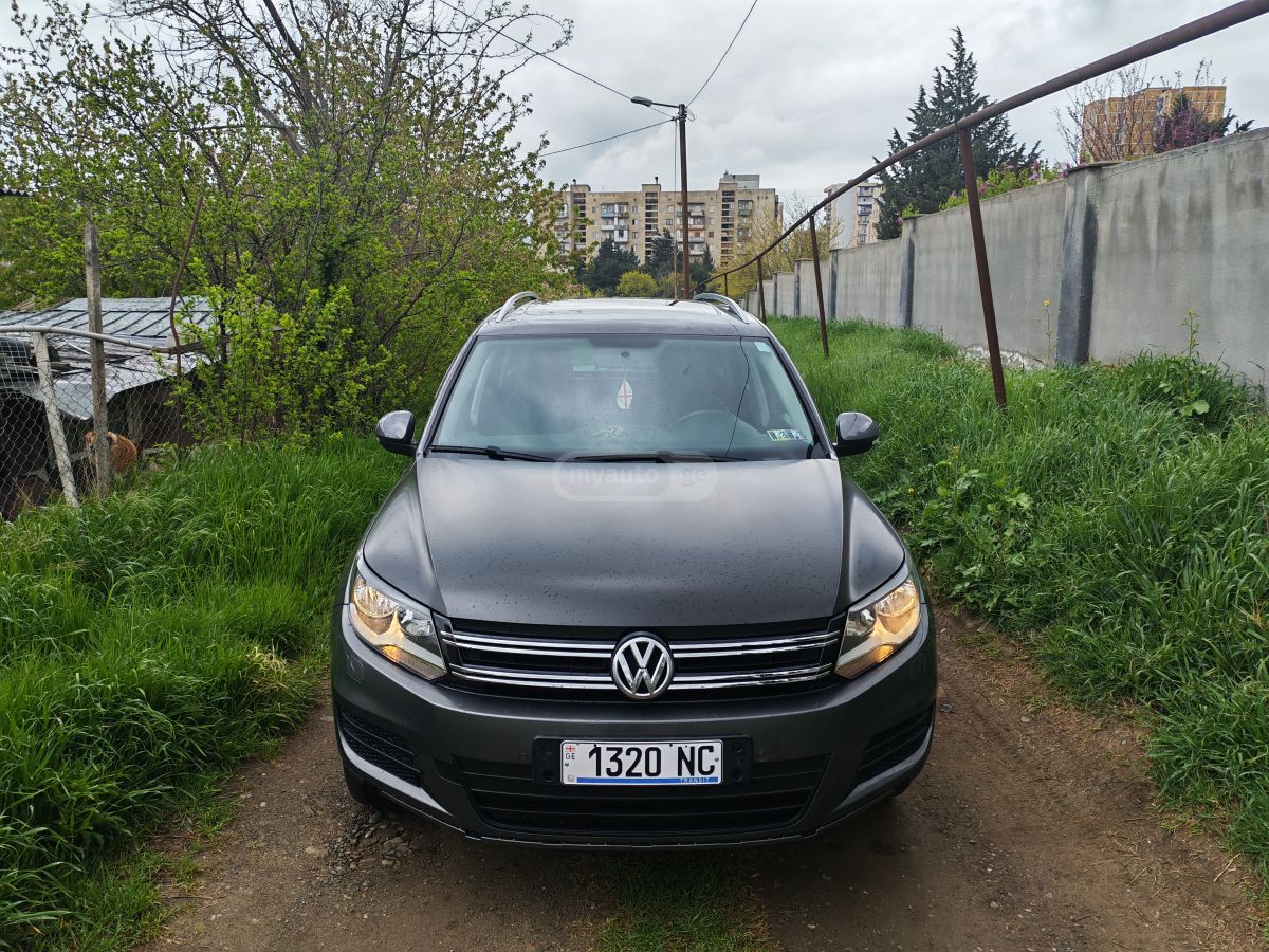 Volkswagen Tiguan 2013 — photo 2