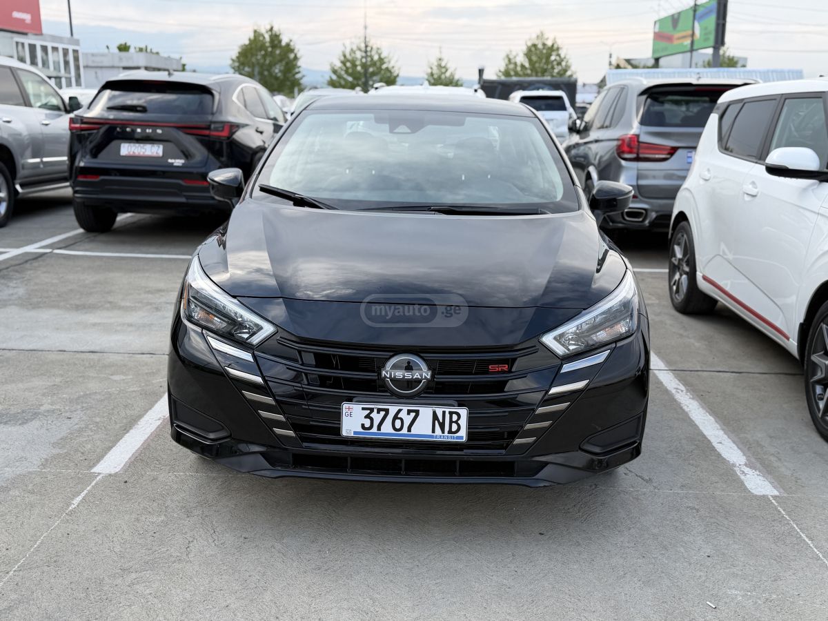 Nissan Versa 2024 — photo 2