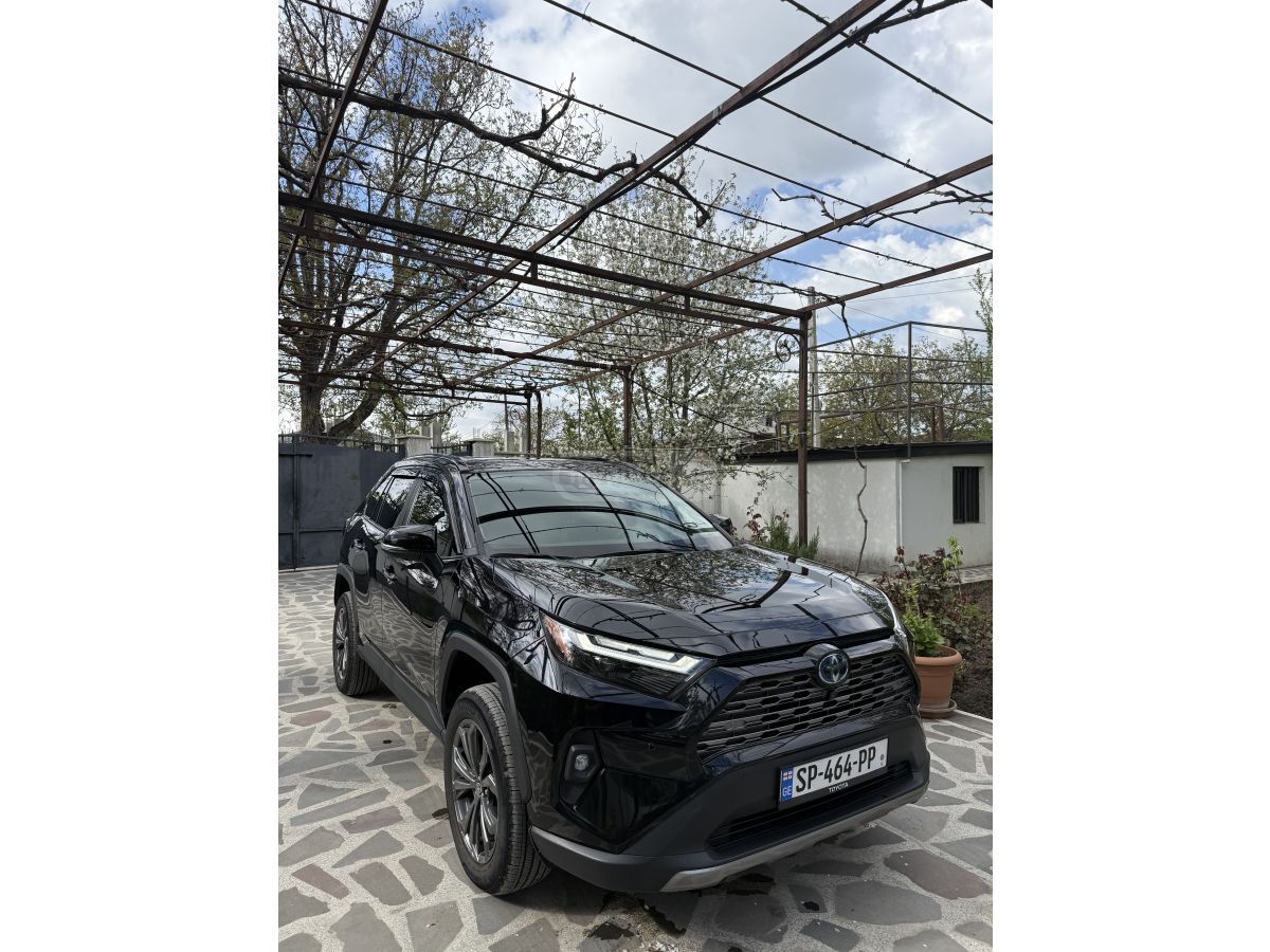 Toyota RAV 4 2023 — photo 2