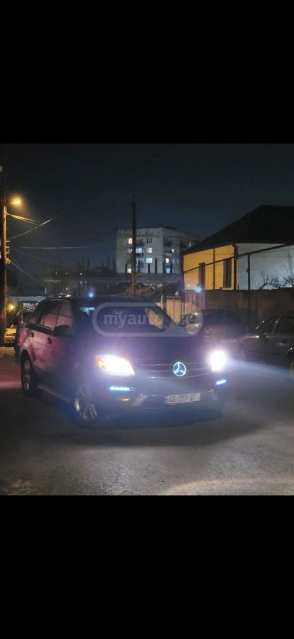Mercedes-Benz ML 350 2014 — photo 2