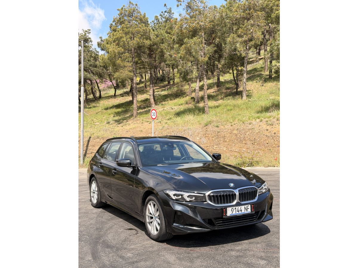 BMW 318 2023 — photo 2