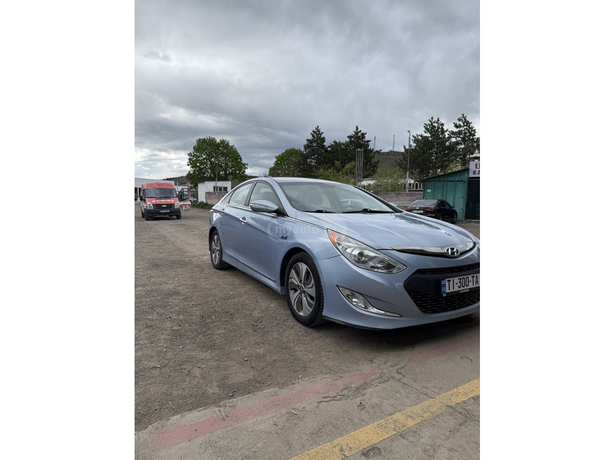 Hyundai Sonata 2013 — photo 2
