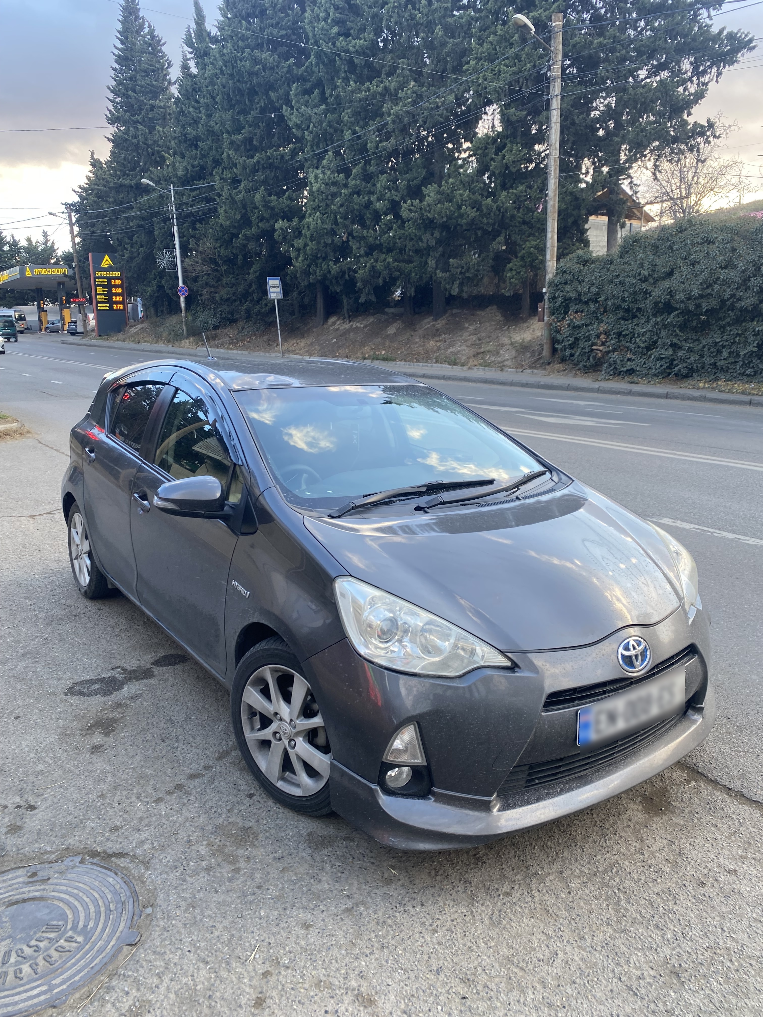 Toyota Aqua 2013 — photo 2