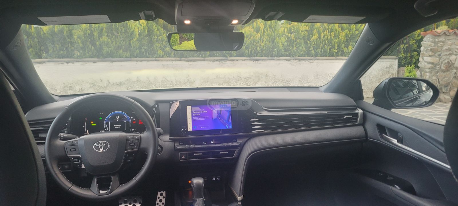Toyota Camry 2024 — photo 2