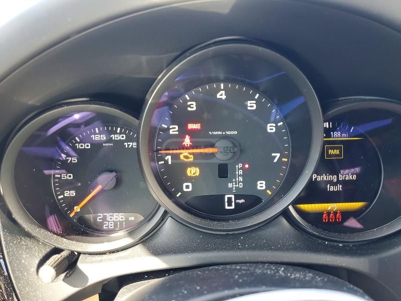 Porsche Macan 2021 — photo 2