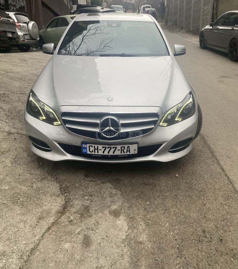 Mercedes-Benz E 212 2013 — photo 2