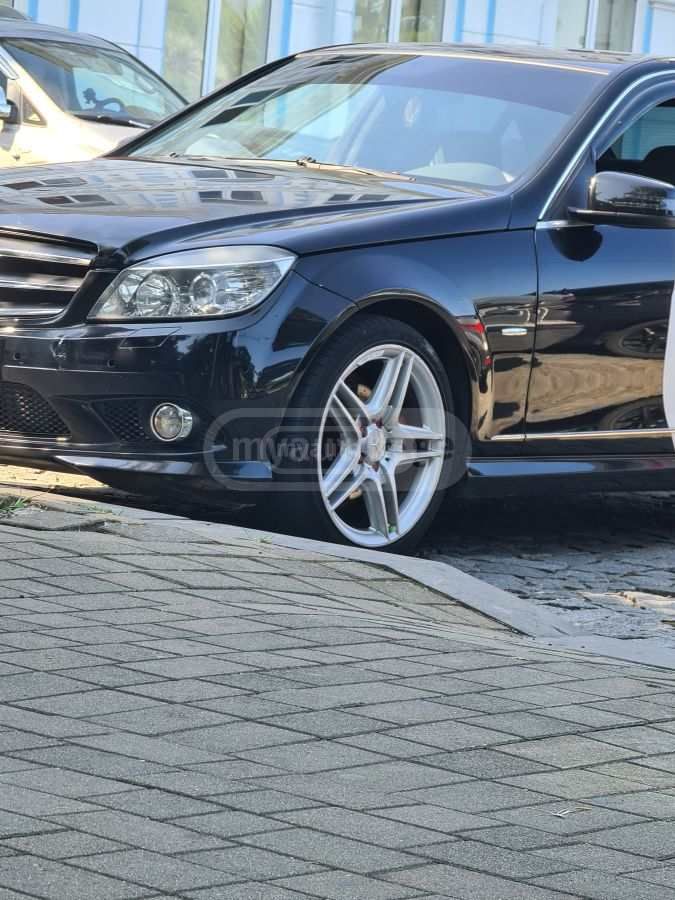 Mercedes-Benz C 200 2009 — photo 2