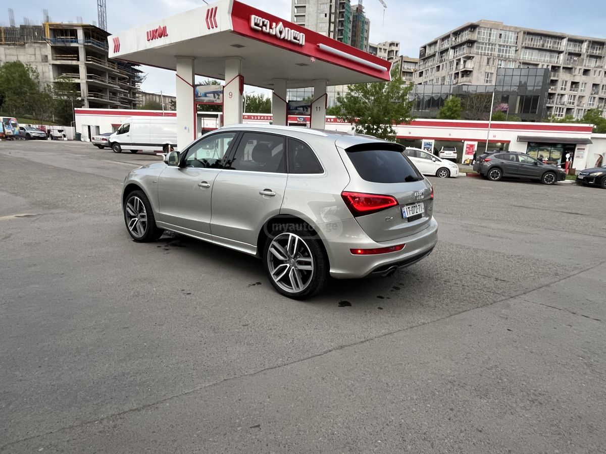 Audi Q5 2014 — photo 2