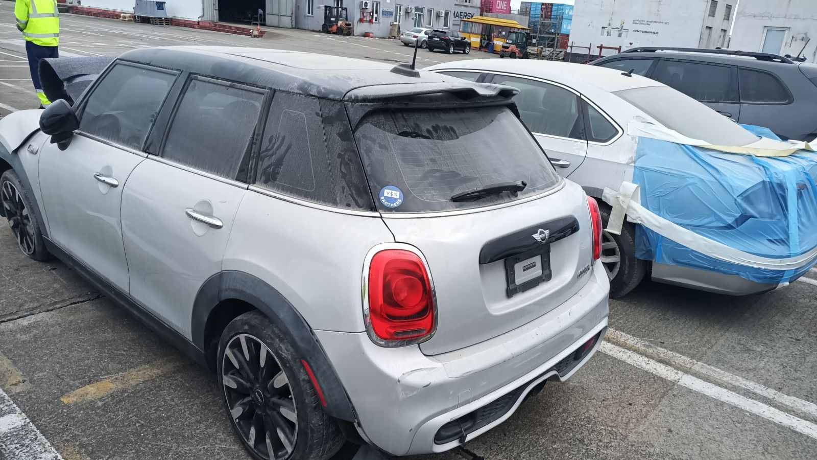 Mini Cooper 2015 — photo 2