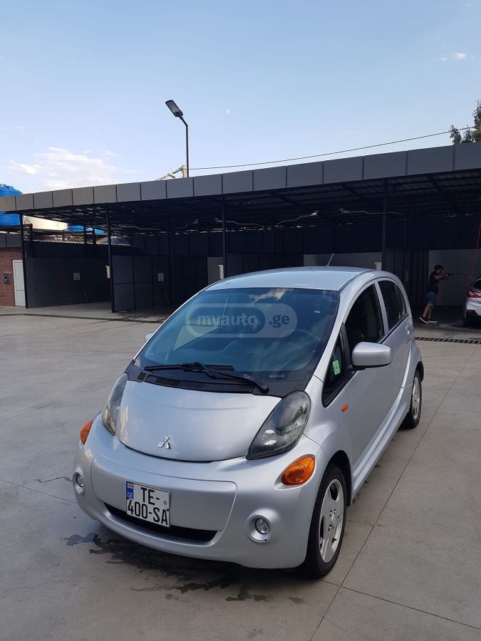 Mitsubishi I-MiEV