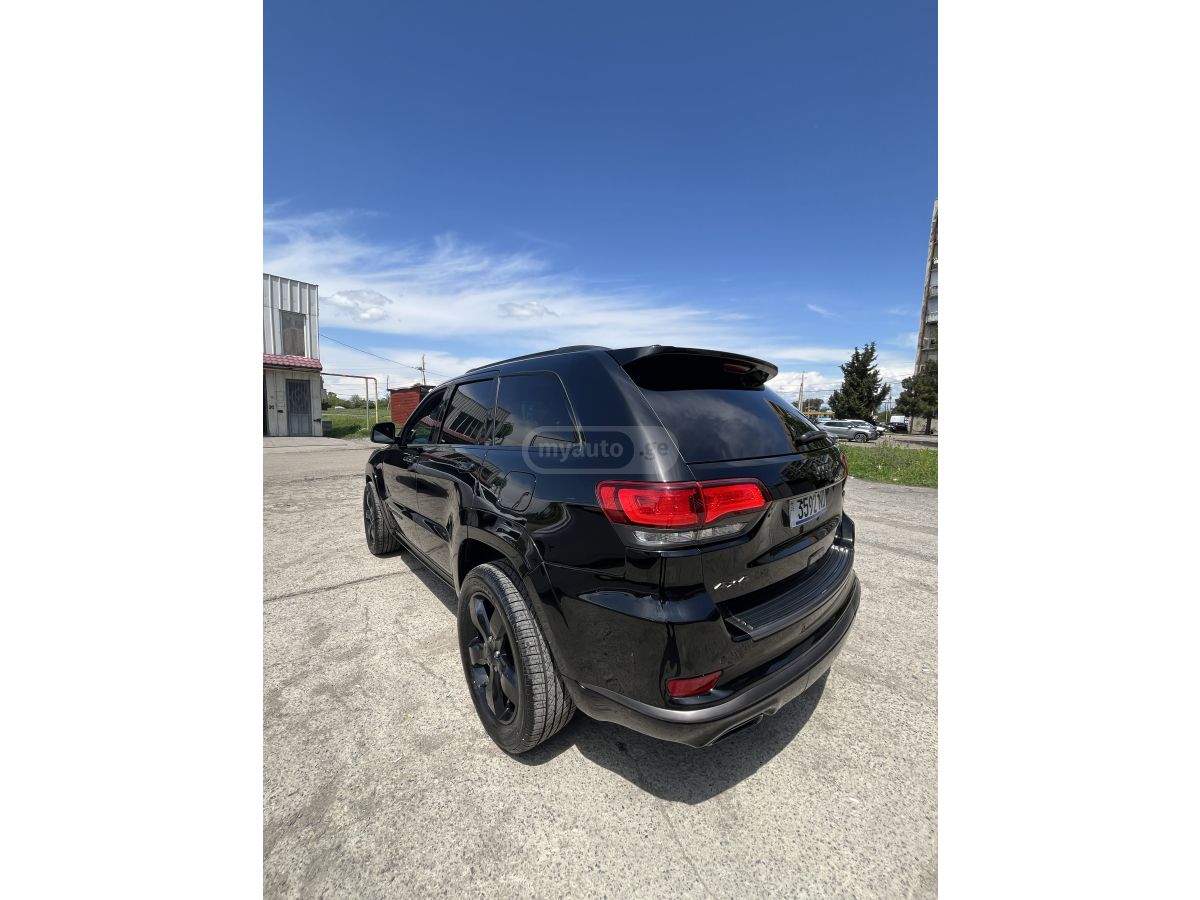 Jeep Grand Cherokee 2021 — photo 2