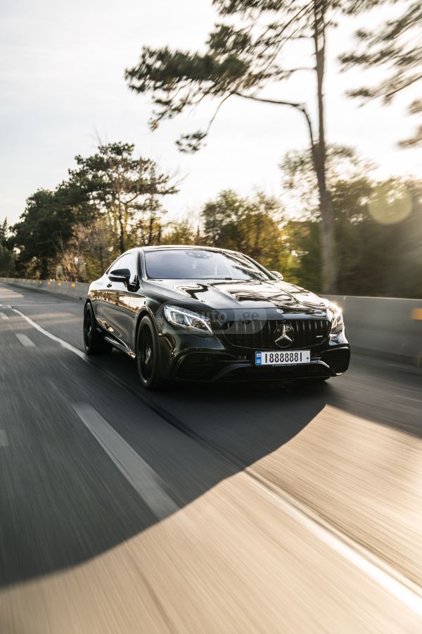 Mercedes-Benz S 550