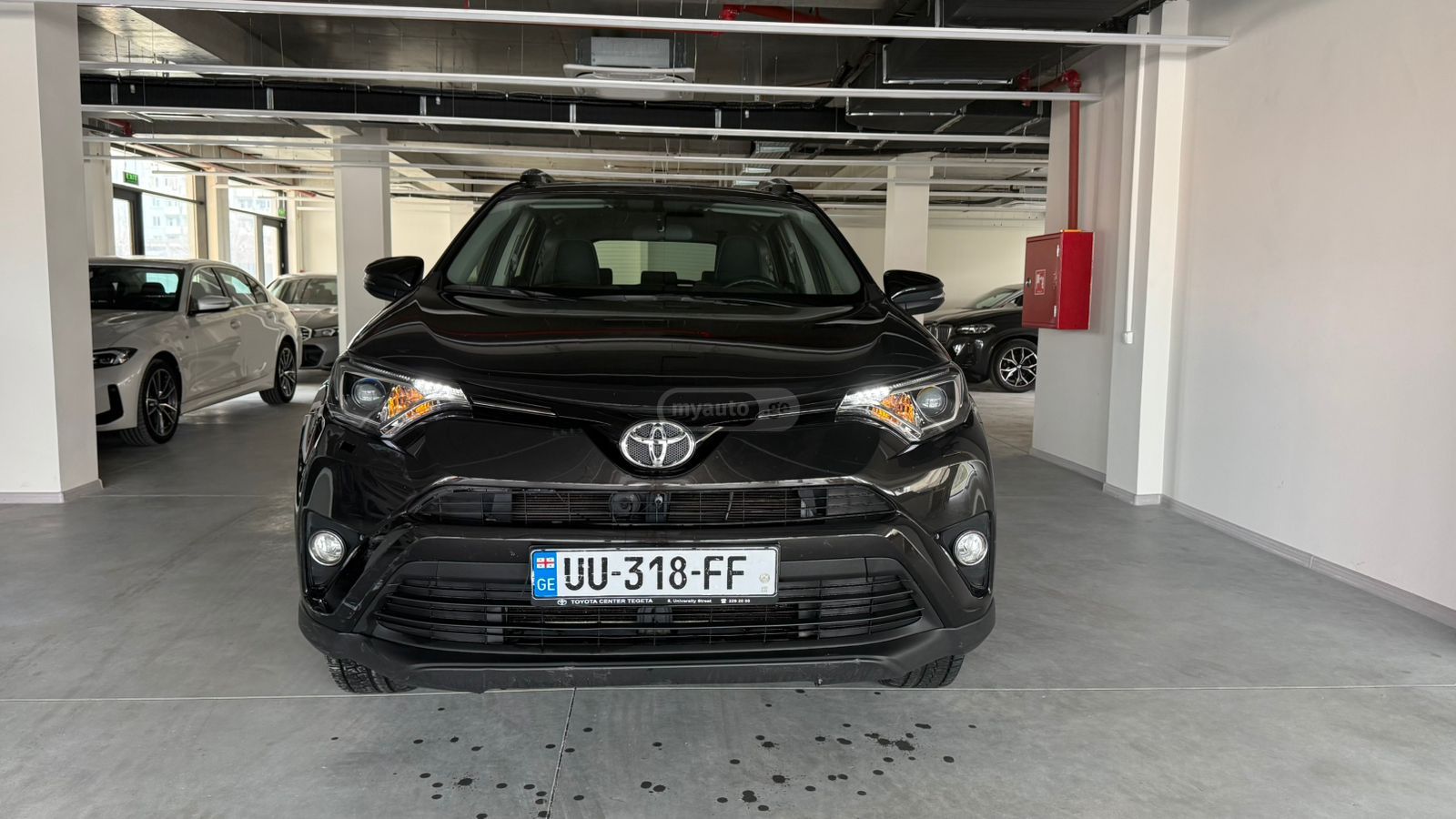 Toyota RAV4 2016 — photo 2