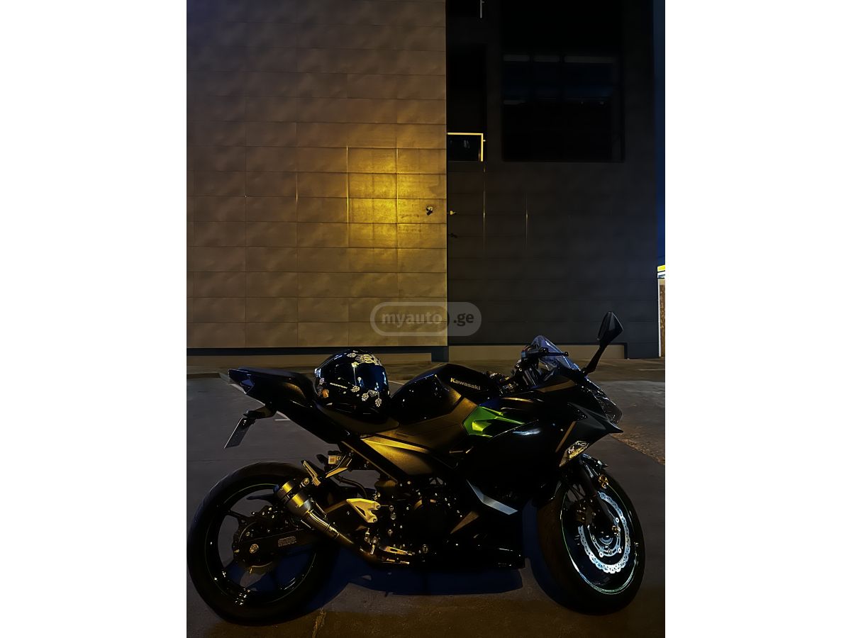 Kawasaki Ninja 400 2023 — photo 2
