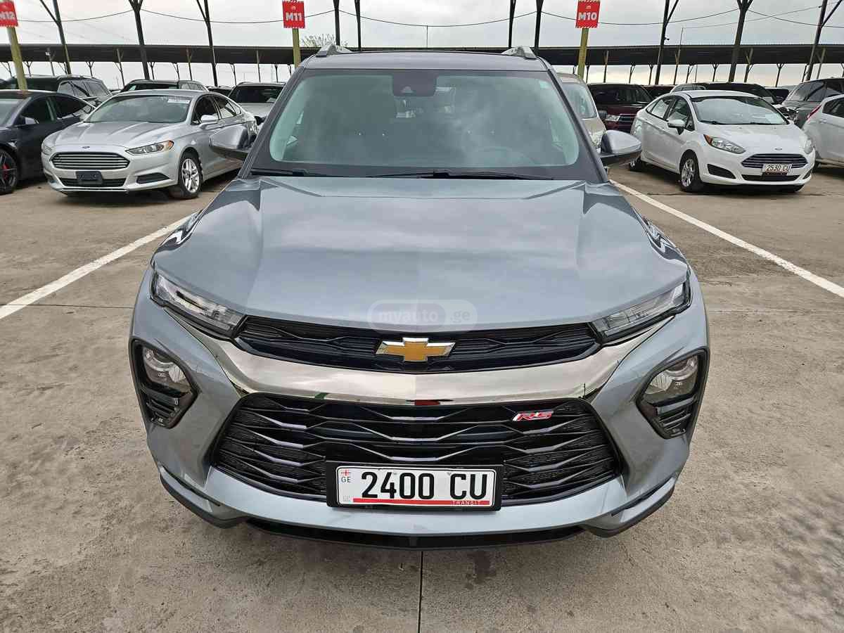 Chevrolet Trailblazer 2023 — photo 2