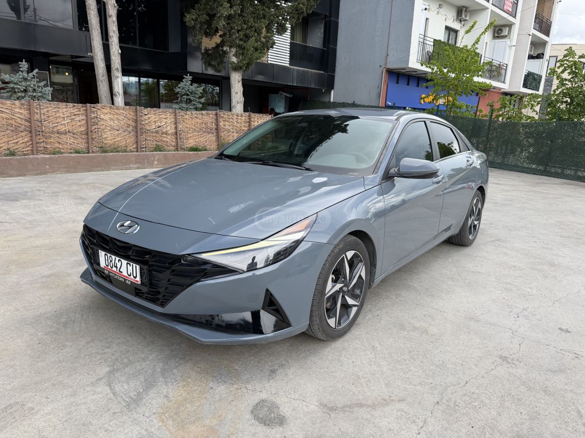 Hyundai Elantra 2021 — photo 2