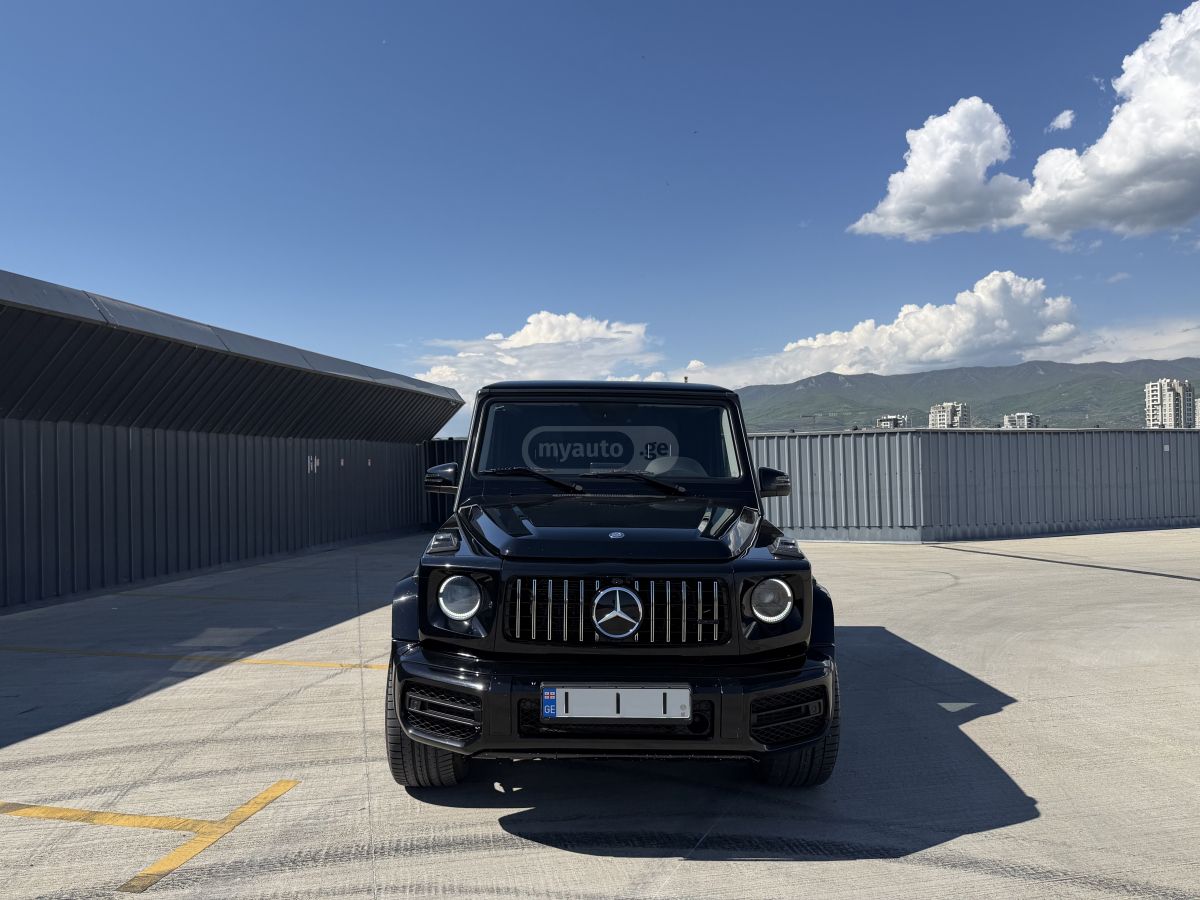 Mercedes-Benz G 550