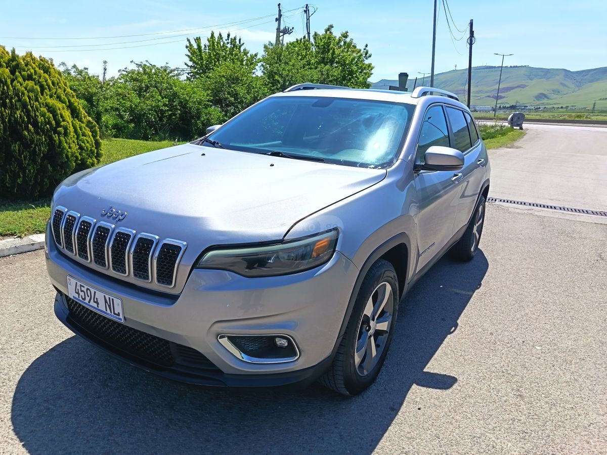 Jeep Cherokee