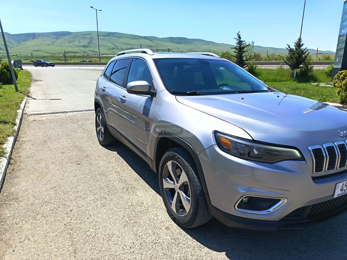 Jeep Cherokee 2019 — photo 2