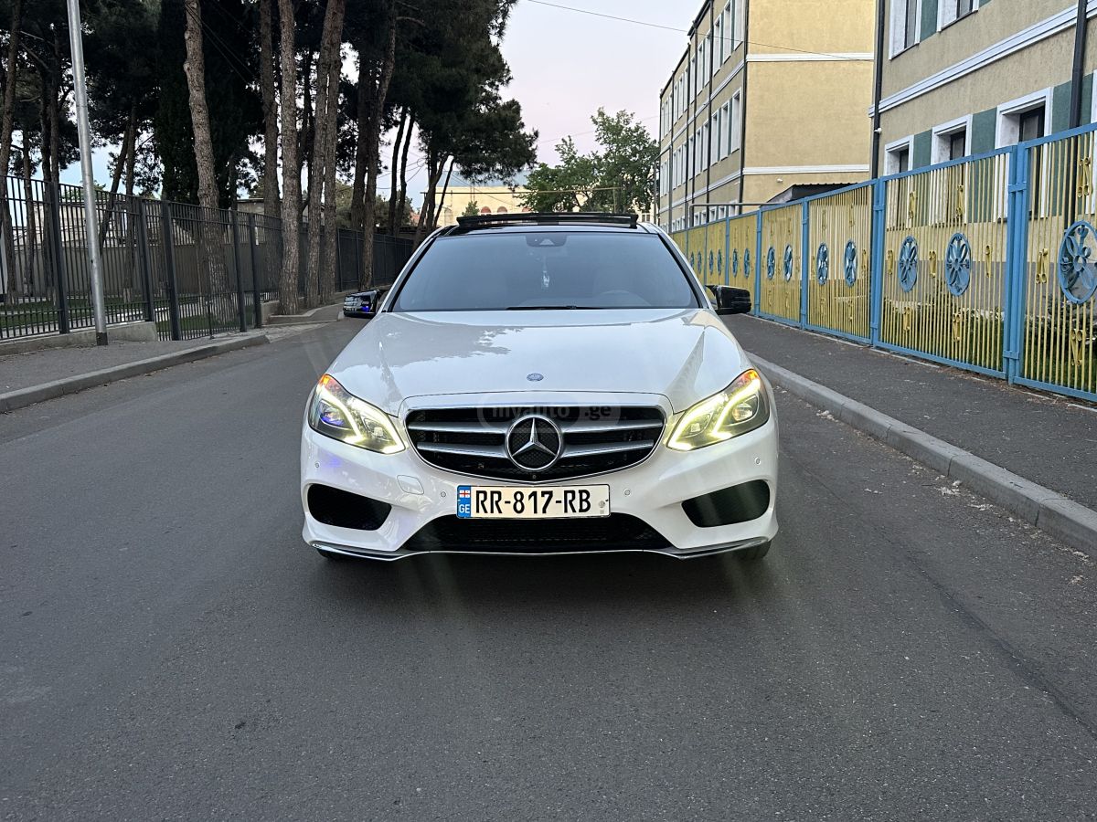 Mercedes-Benz E 550 2014 — photo 2