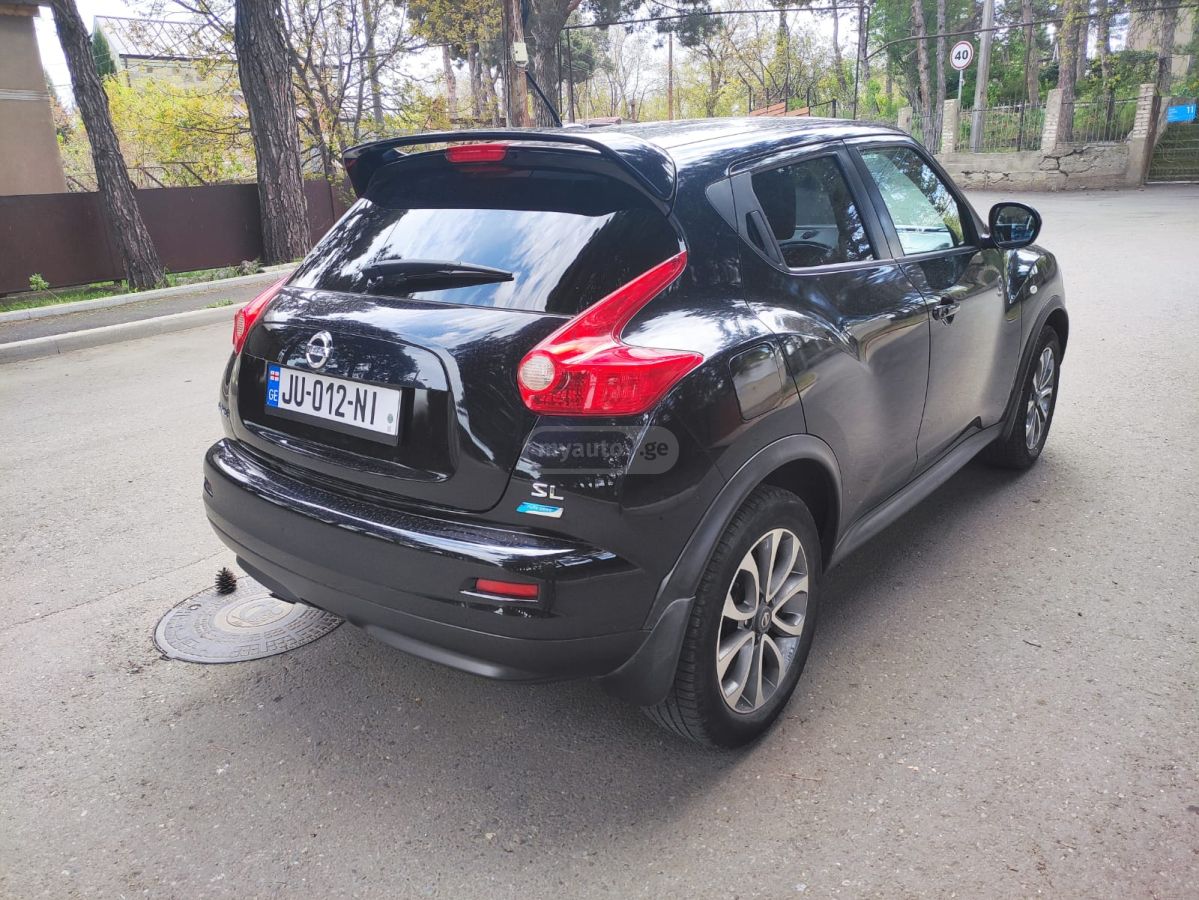 Nissan Juke 2011 — photo 2