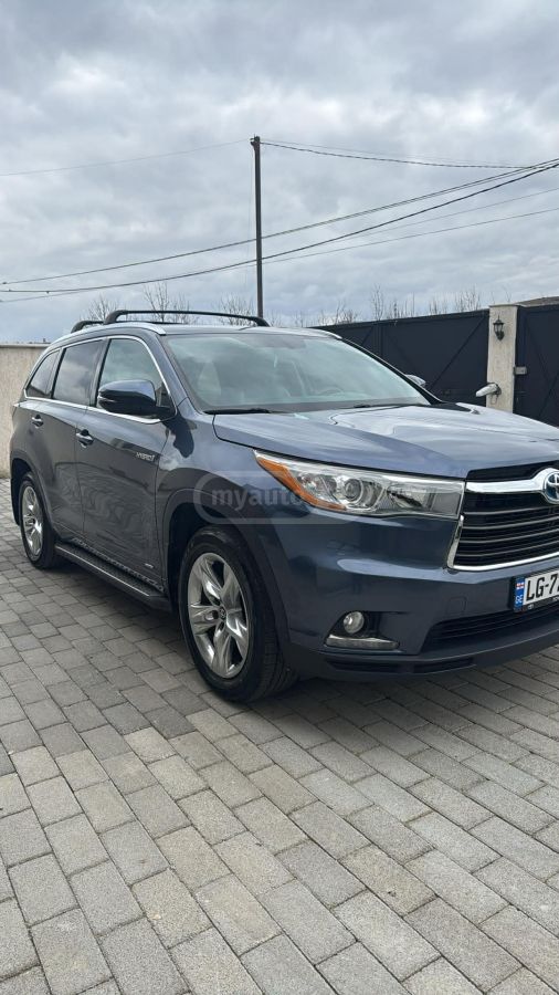 Toyota Highlander 2016 — photo 2