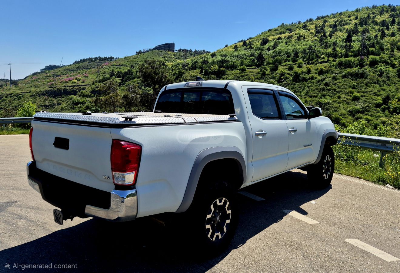 Toyota Tacoma 2016 — photo 2