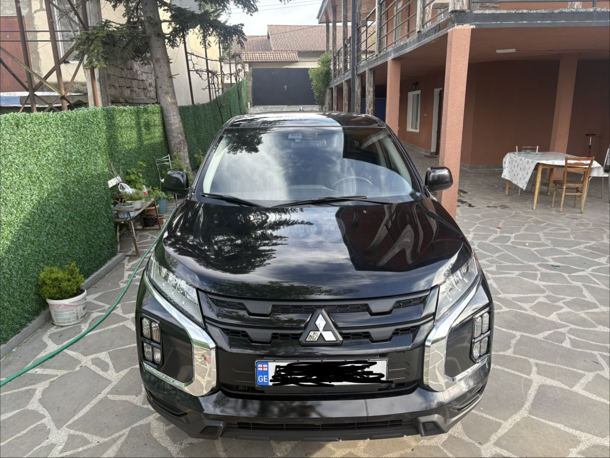 Mitsubishi Outlander Sport 2021 — photo 2