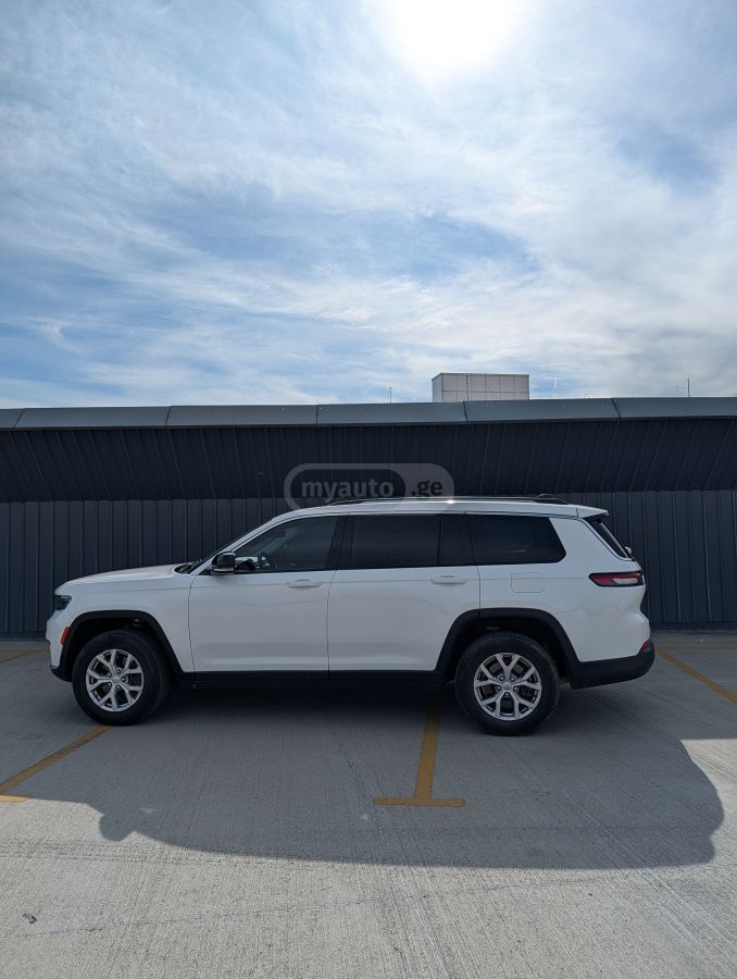Jeep Grand Cherokee 2022 — photo 2
