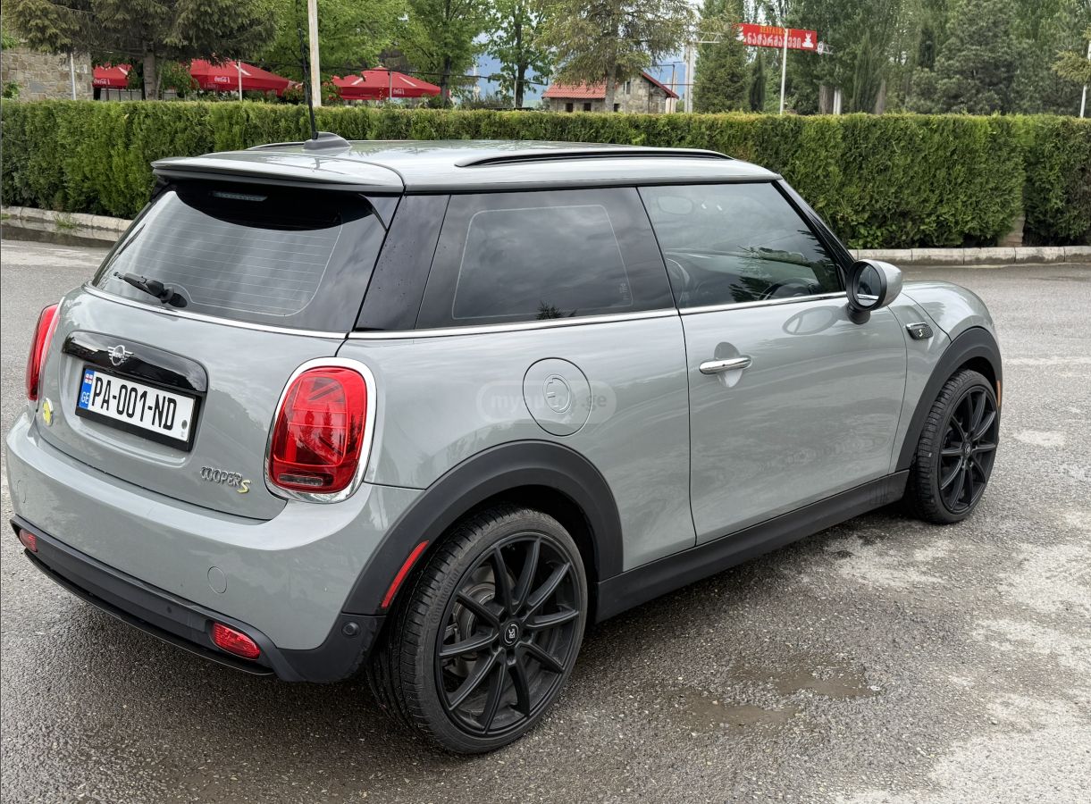 Mini Cooper 2022 — photo 2