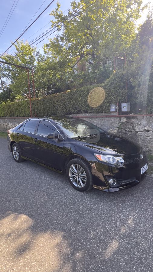 Toyota Camry 2013 — photo 2