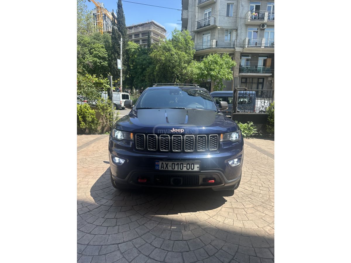 Jeep Grand Cherokee 2017 — photo 2