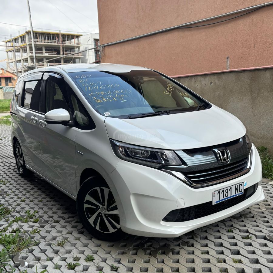 Honda Freed 2017 — photo 2