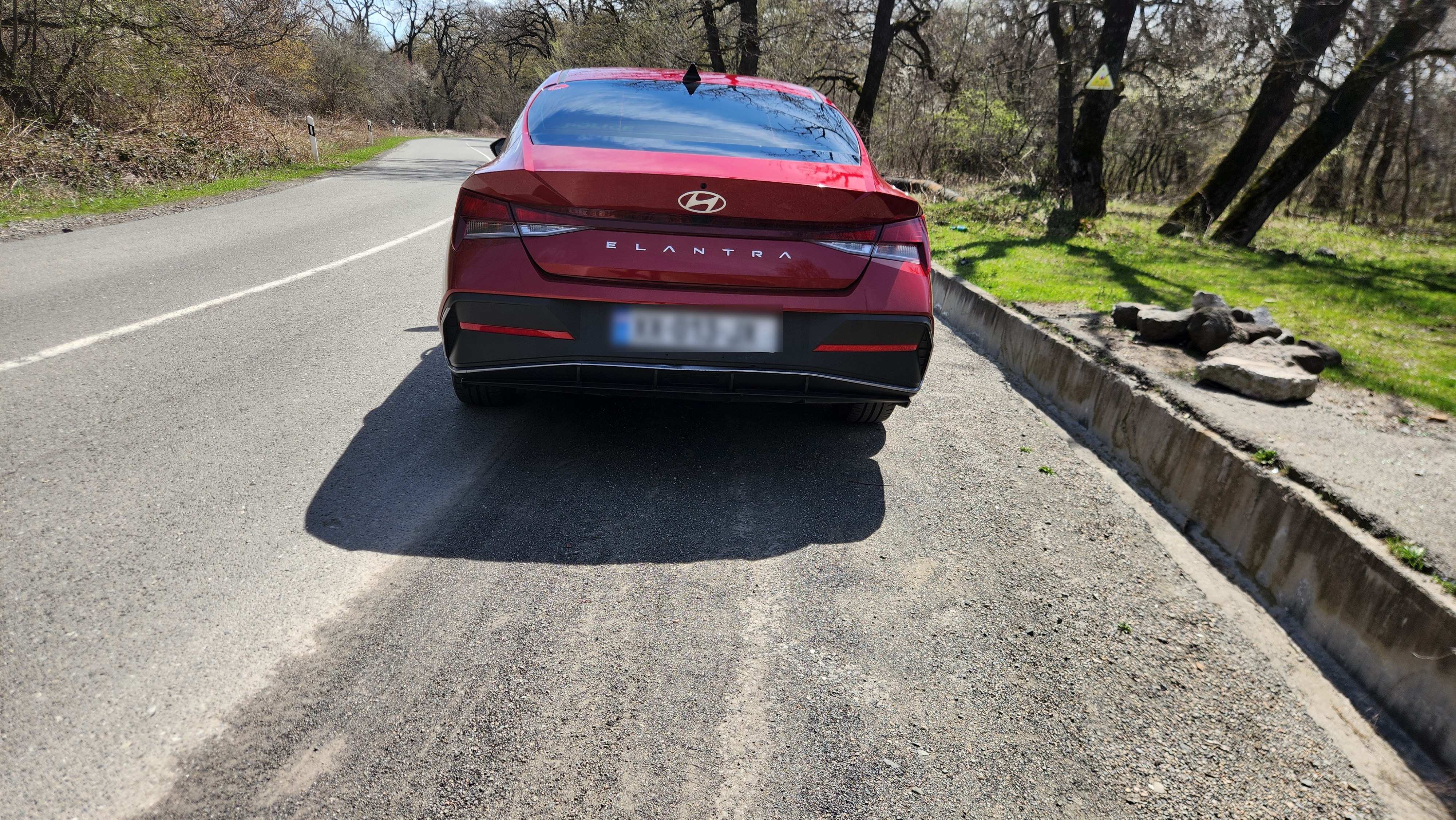 Hyundai Elantra 2024 — photo 2