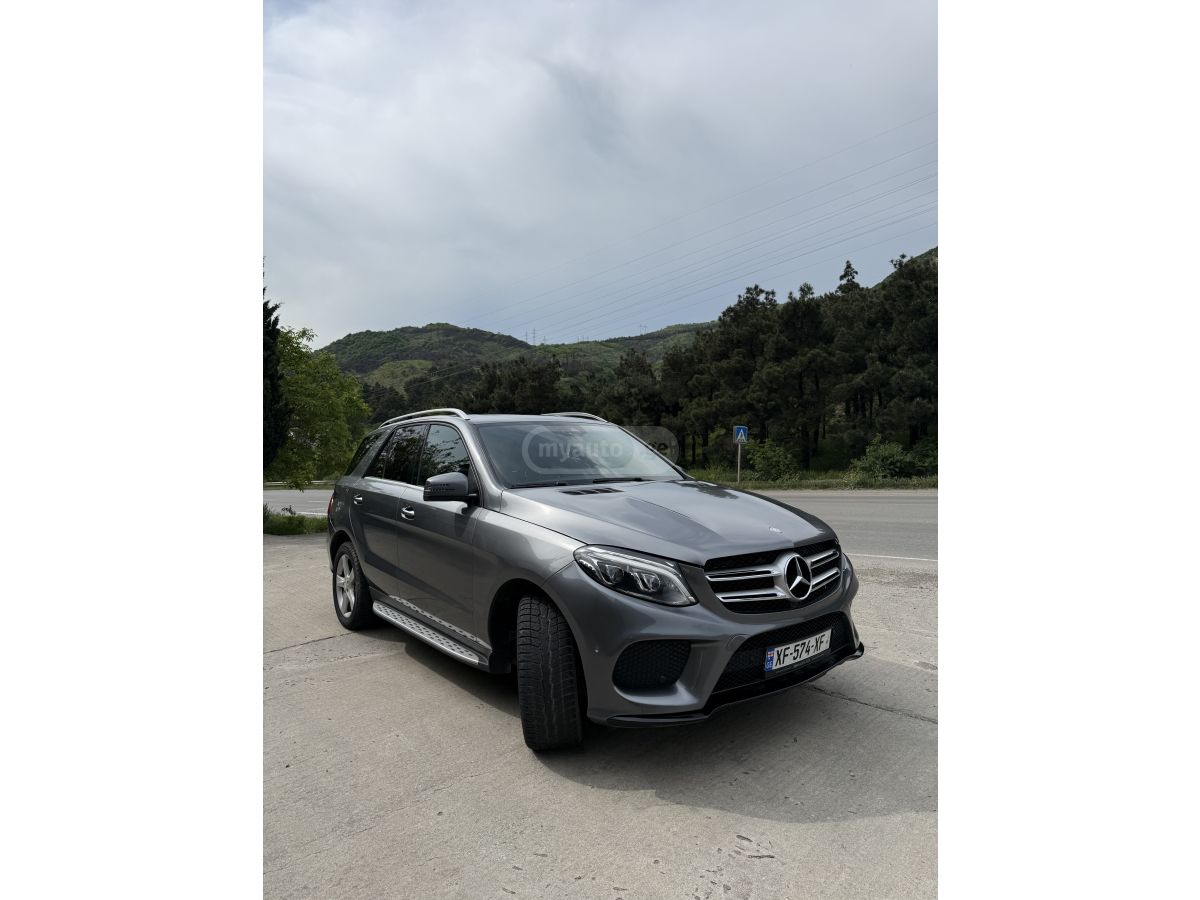 Mercedes-Benz GLE 350 2016 — photo 2