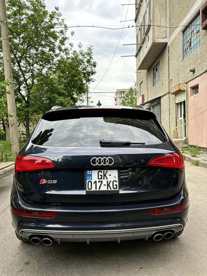 Audi SQ5 2016 — photo 2