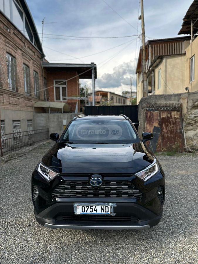 Toyota RAV 4 2020 — photo 2
