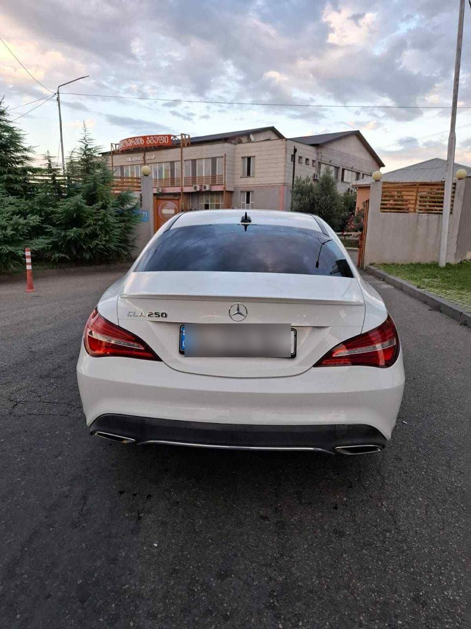 Mercedes-Benz CLA 250 2017 — photo 2