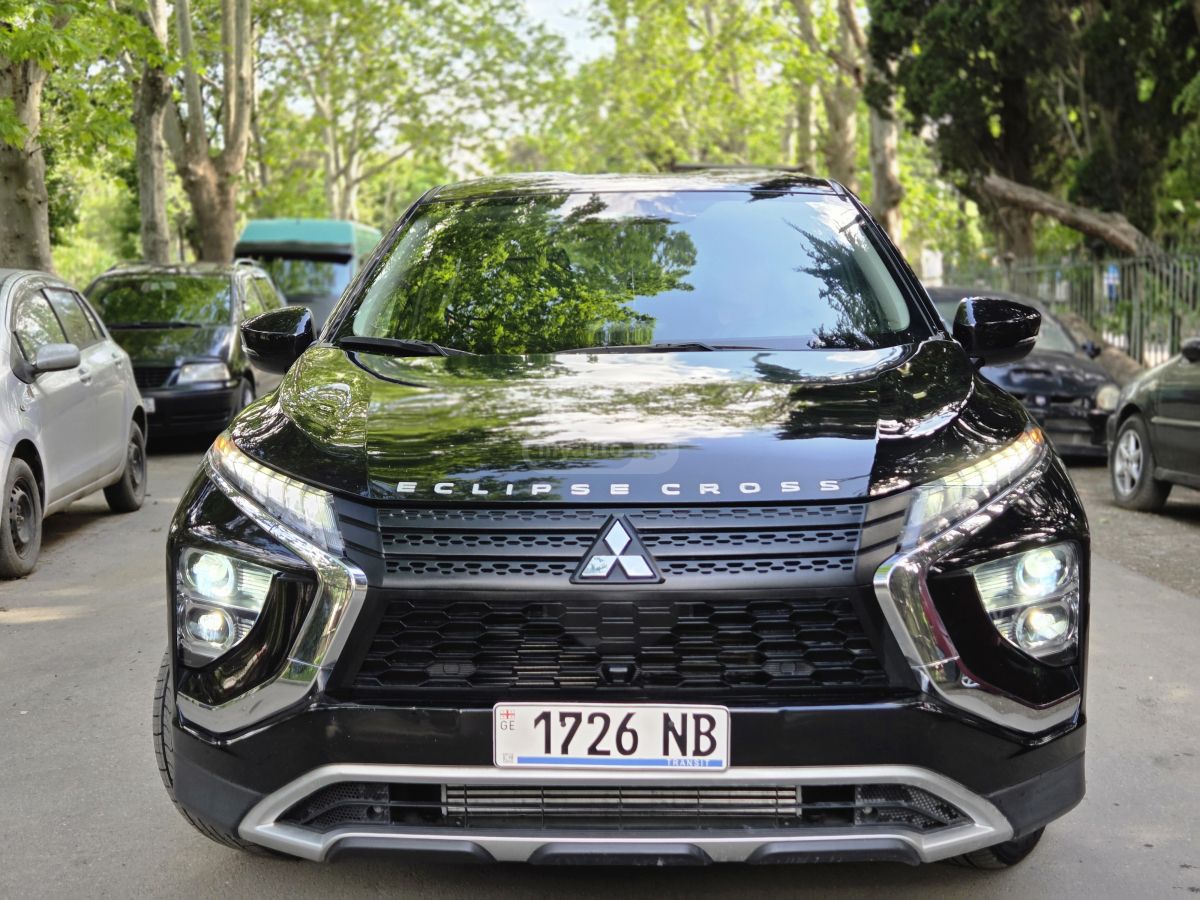 Mitsubishi Eclipse Cross 2021 — photo 2