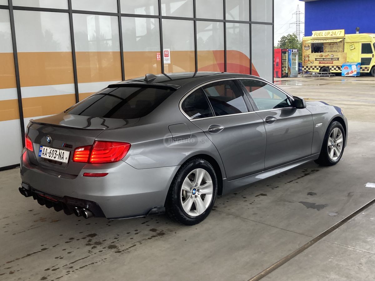 BMW 528 2011 — photo 2