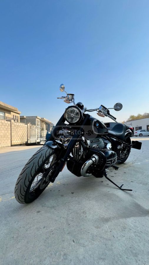 BMW R 18