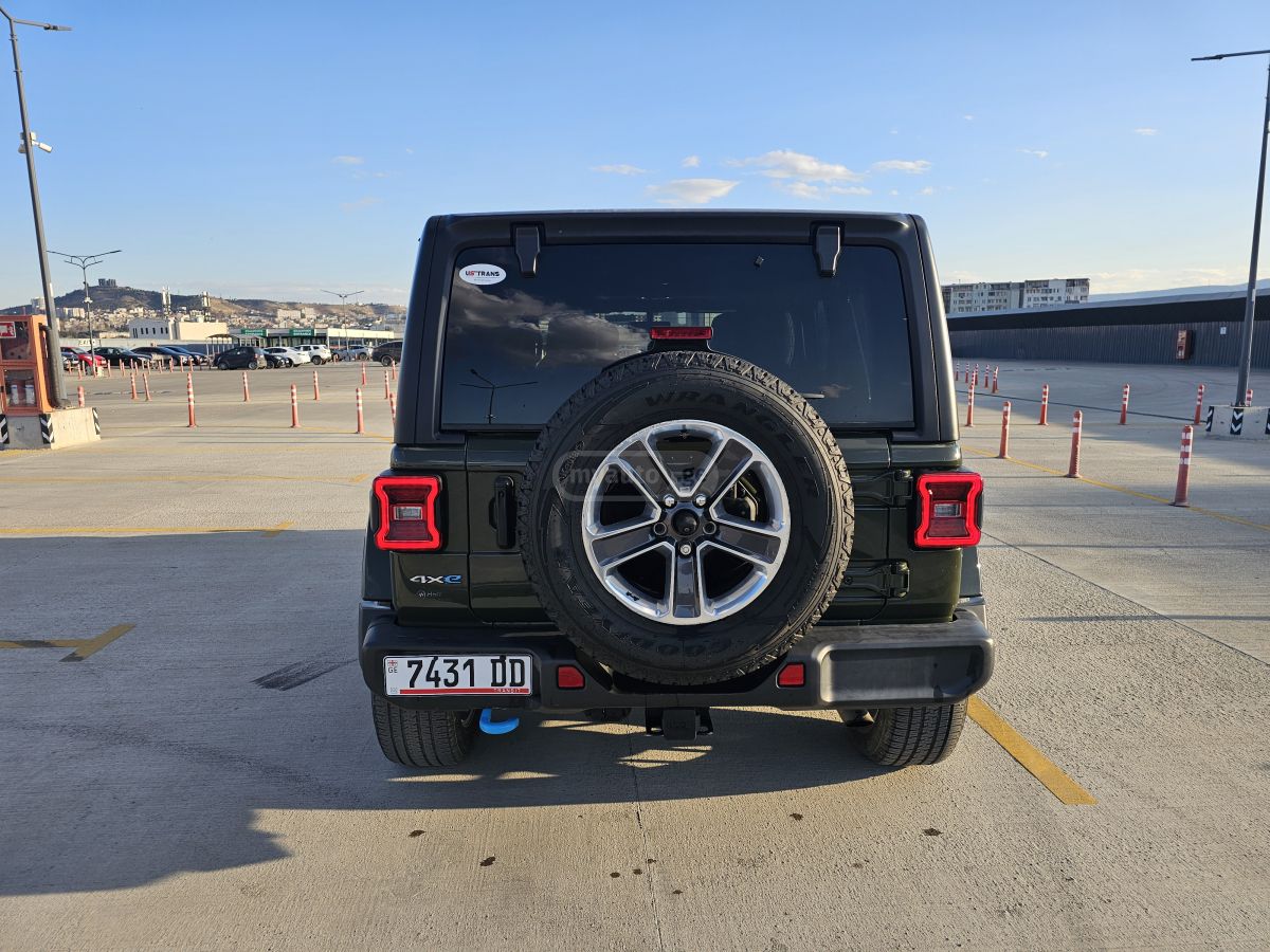Jeep Wrangler 2023 — photo 2