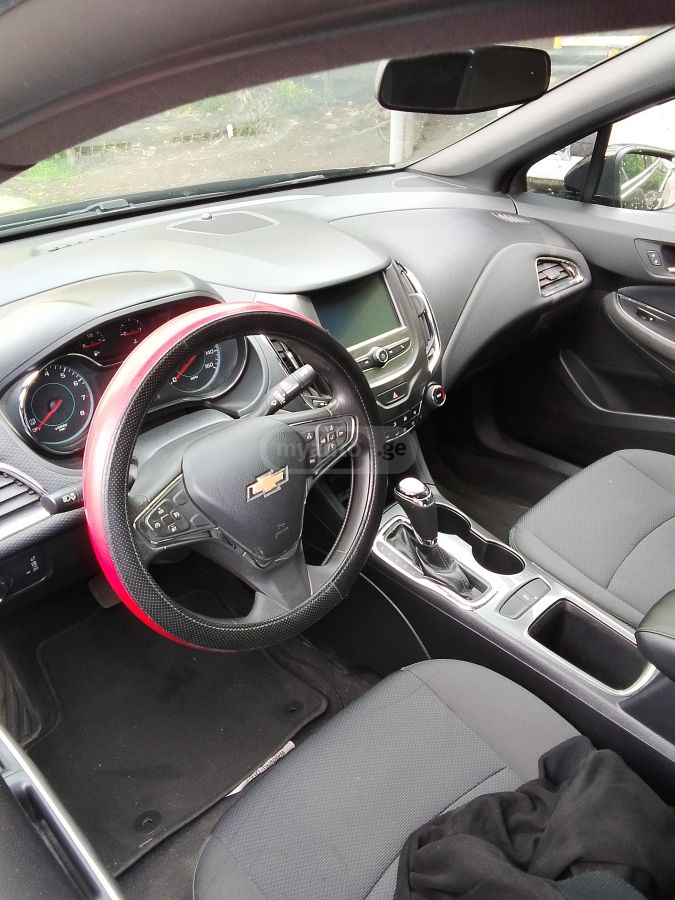 Chevrolet Cruze 2019 — photo 2